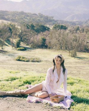 meika-woollard-1 photo #29 photo n 29