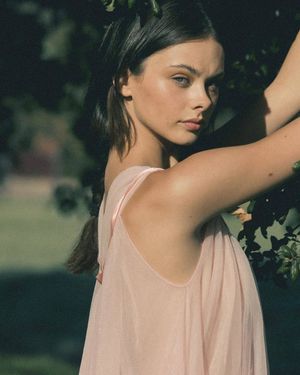 meika-woollard-1 photo #28 photo n 28