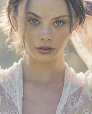 meika-woollard-1 photo #25 photo n 25