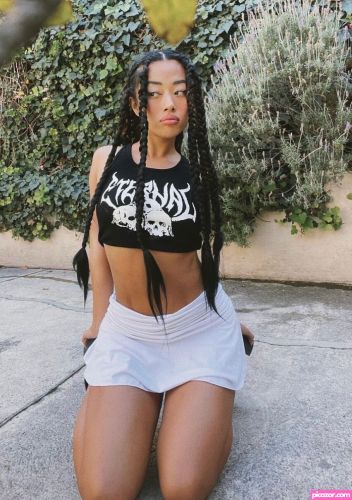 Susi Cruz - Image