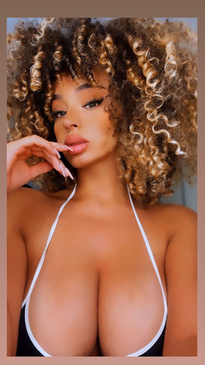dana-curly-1 photo #4 photo n 4
