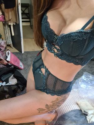 Lara Collette N2
