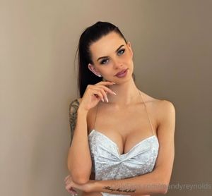 mandy-reynolds photo #2 photo n 2