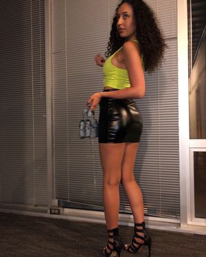 marisaxlala  - Thumb