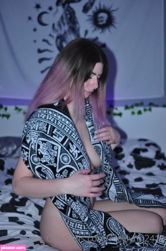 sarahlovesraving  - Image