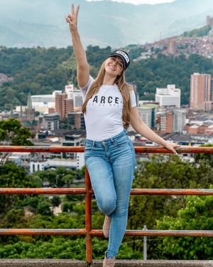 lauren-la-gringa-latina-1 photo #17 photo n 17