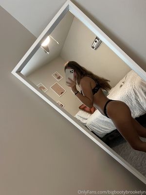 big-booty-brookelyn-1 photo #25 photo n 25