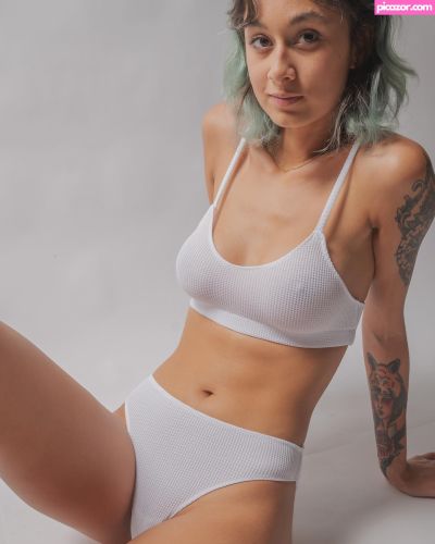 Ash Demarre - Image