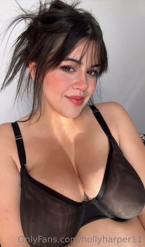 Hollyharper11  - Thumb