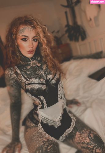Sophie Wilde  - Image