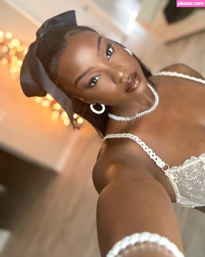 Savannah Perkins - Image