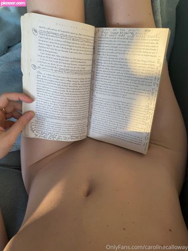 caroline calloway - Image