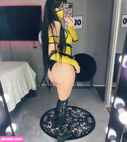Laura Amuyus - Image