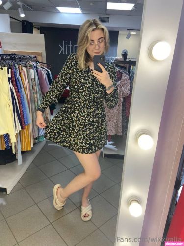 Valia Wixx - Image