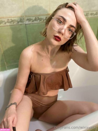 Valia Wixx - Image