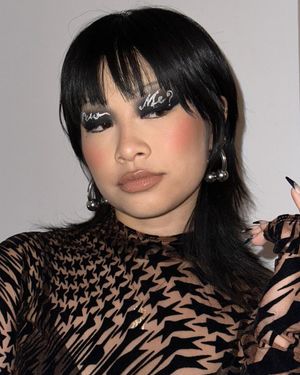 yu-ling-wu-1 photo #8 photo n 8