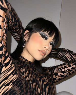 yu-ling-wu-1 photo #9 photo n 9