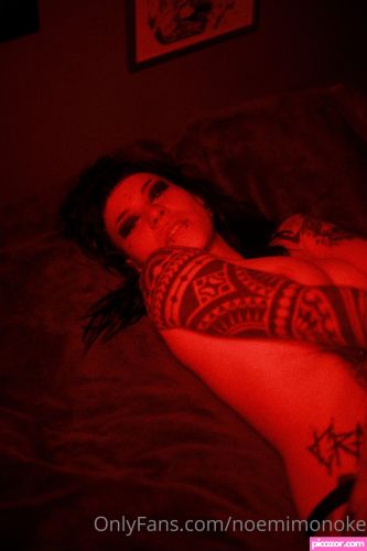 Noemi Riot - Image