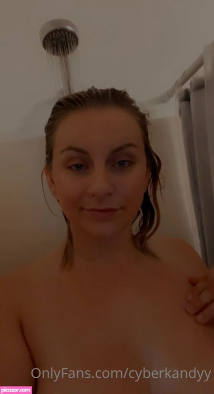 bigboobblondeee N18