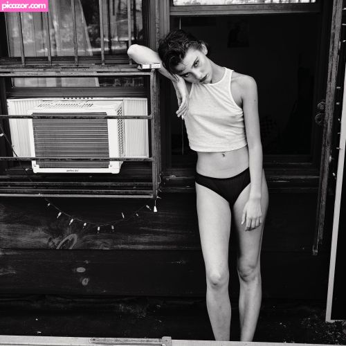 Bec Lauder - Image