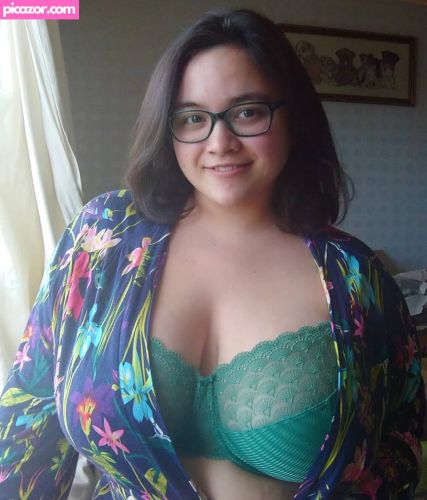janineaam  - Image