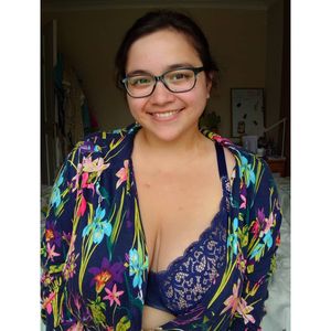 janineaam  - Thumb