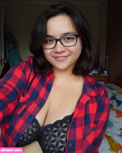 janineaam  - Image