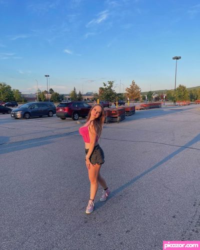 maeganrayy  - Image
