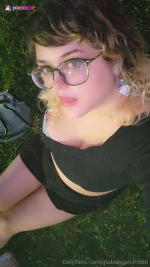 goddessofsin666 photo #2 photo n 2