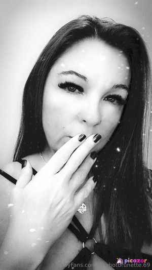 tinyhotbrunette-69 photo #3 photo n 3