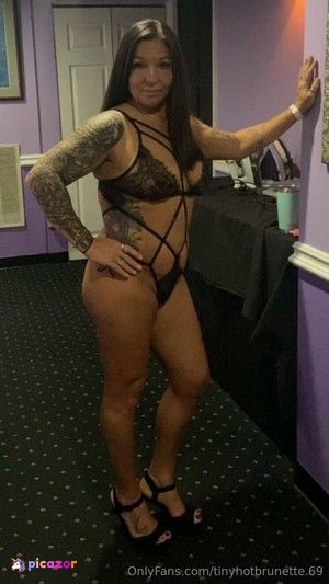 tinyhotbrunette-69 photo #11 photo n 11