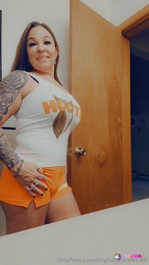 tinyhotbrunette-69 photo #24 photo n 24