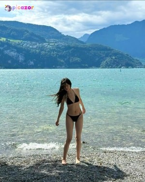 veronica-yeoh photo #3 photo n 3