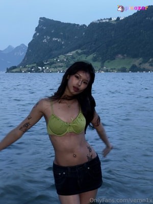 veronica-yeoh photo #48 photo n 48