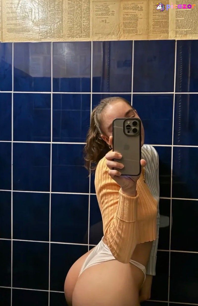Alexandraa_97 N9