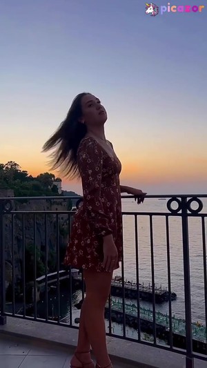 courtney-sarault video #88 photo n 88