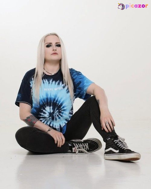 Leora Nyx - Image
