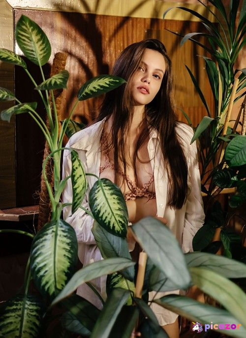 Pauline Kuznetsova - Image