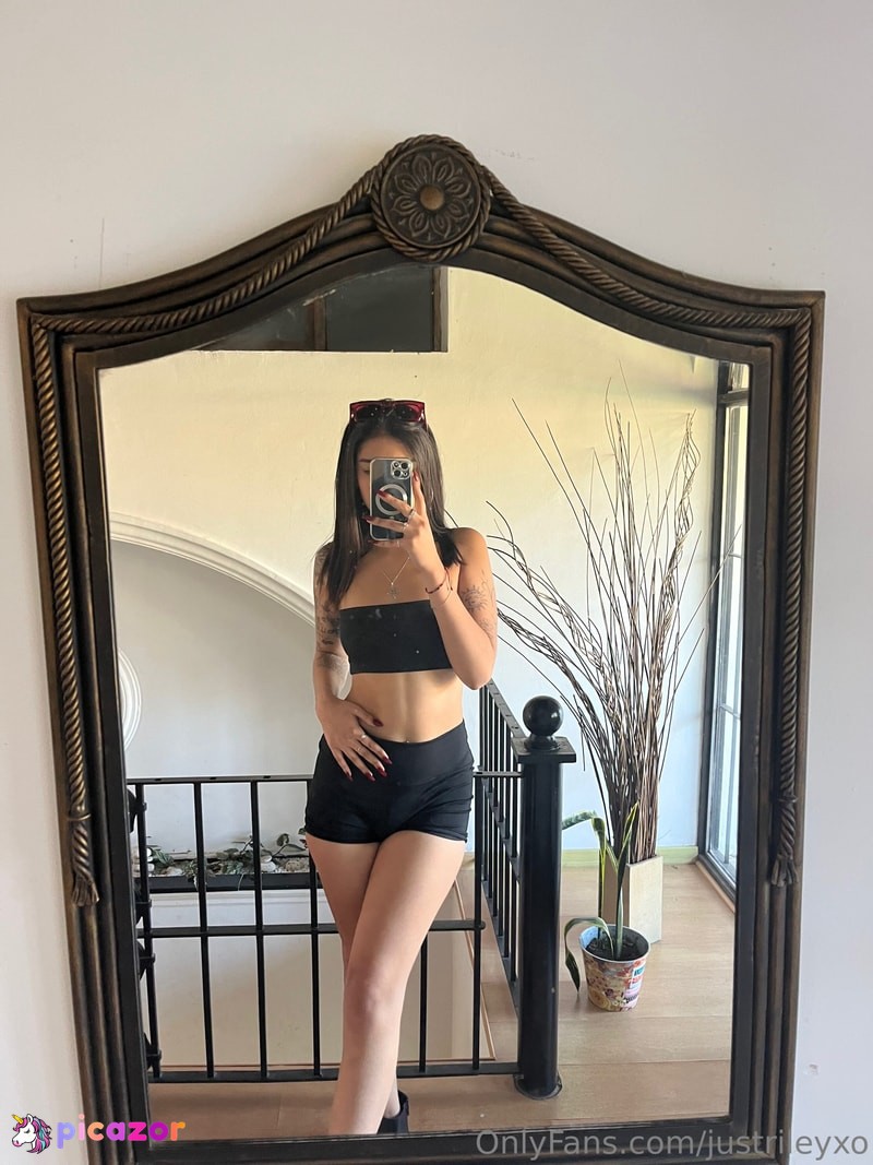justrileyxo N8