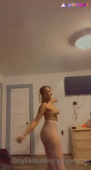 ryahgetabag video #8 photo n 8