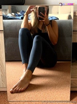 cutezoeee photo #2 photo n 2