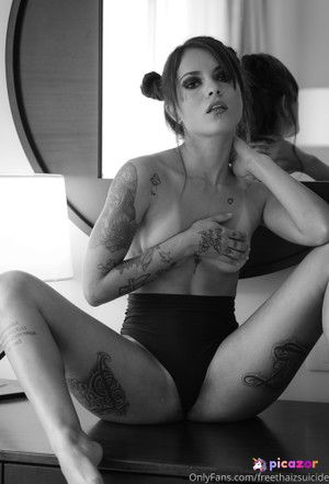 freethaizsuicide photo #3 photo n 3