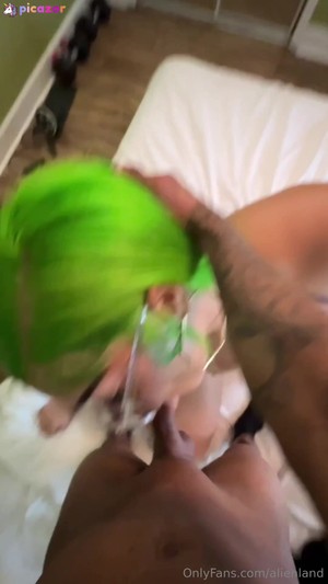 alienland video #15 photo n 15