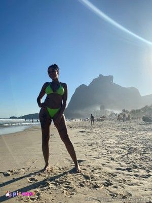 rebecalou photo #4 photo n 4