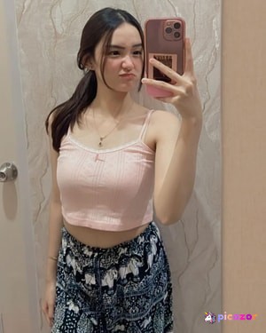 Adriana Suci N11