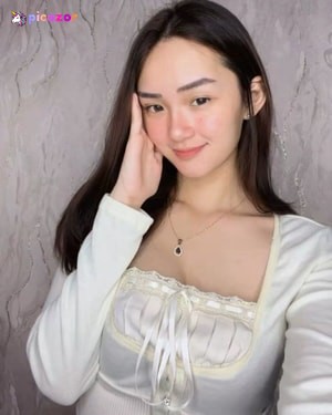 Adriana Suci N5