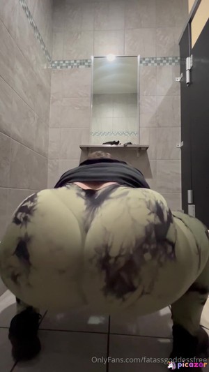 fatassgoddessfree video #16 photo n 16