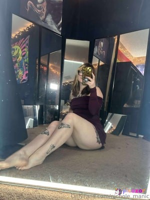 nichole_manic N16