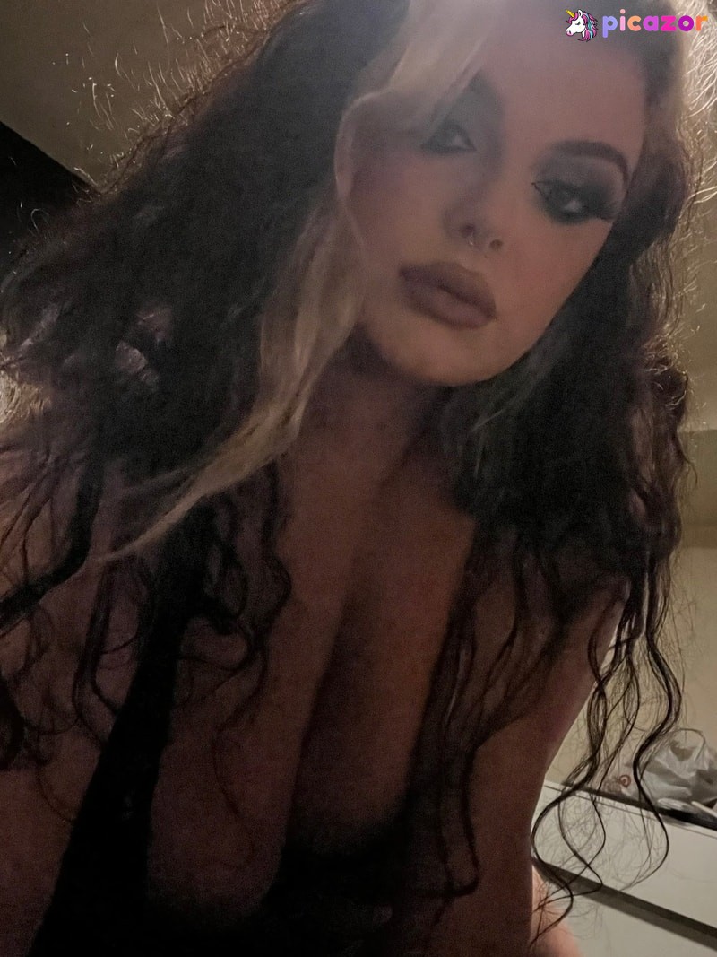sadgirlnicole N18