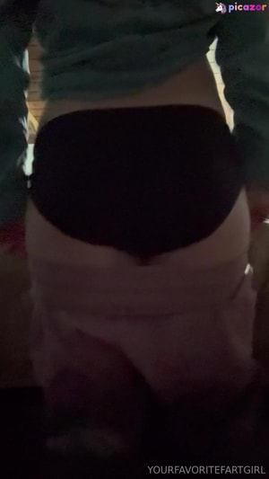 yourfavoritefartgirl video #8 photo n 8